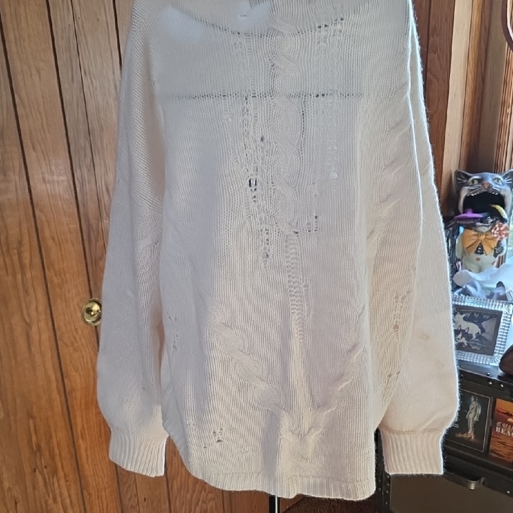 NWT 360 Cashmere cable knit sweater - Picture 6 of 8